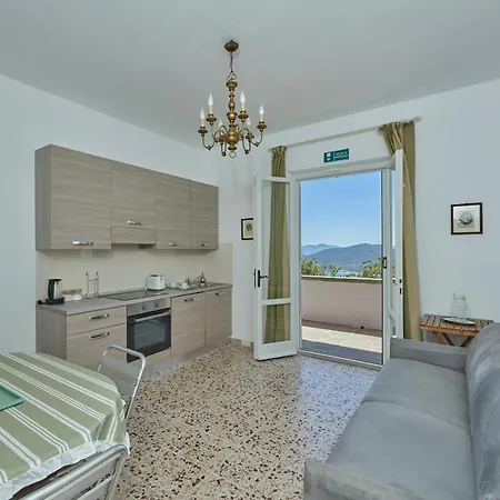 Hills Апартаменты Марчана