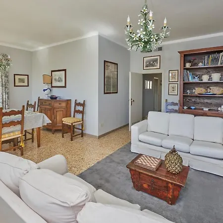 Апартаменты Hills