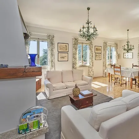 Hills Марчана