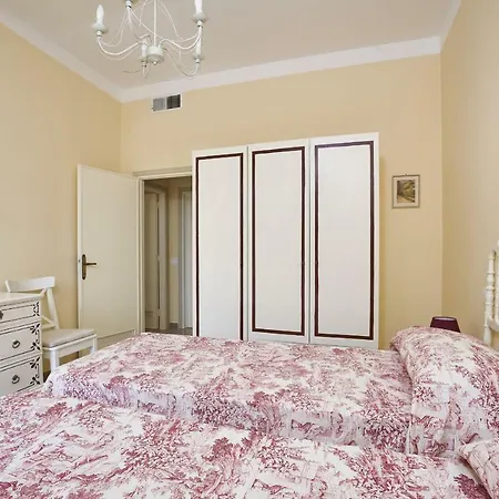 Hills Апартаменты Марчана