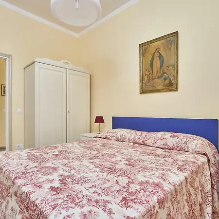 Hills Апартаменты